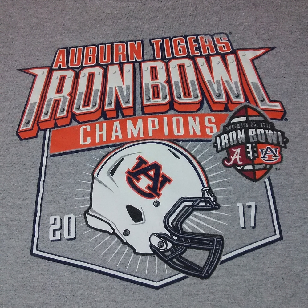 AUBURN TIGERS GRAPHIC TEE SHIRT MENS LARGE